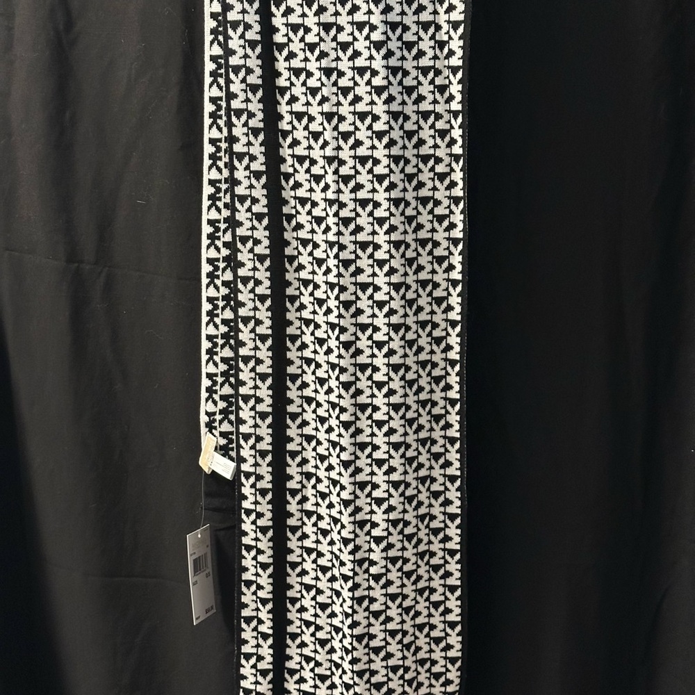 Michael Kors Black and White Knit Scarf